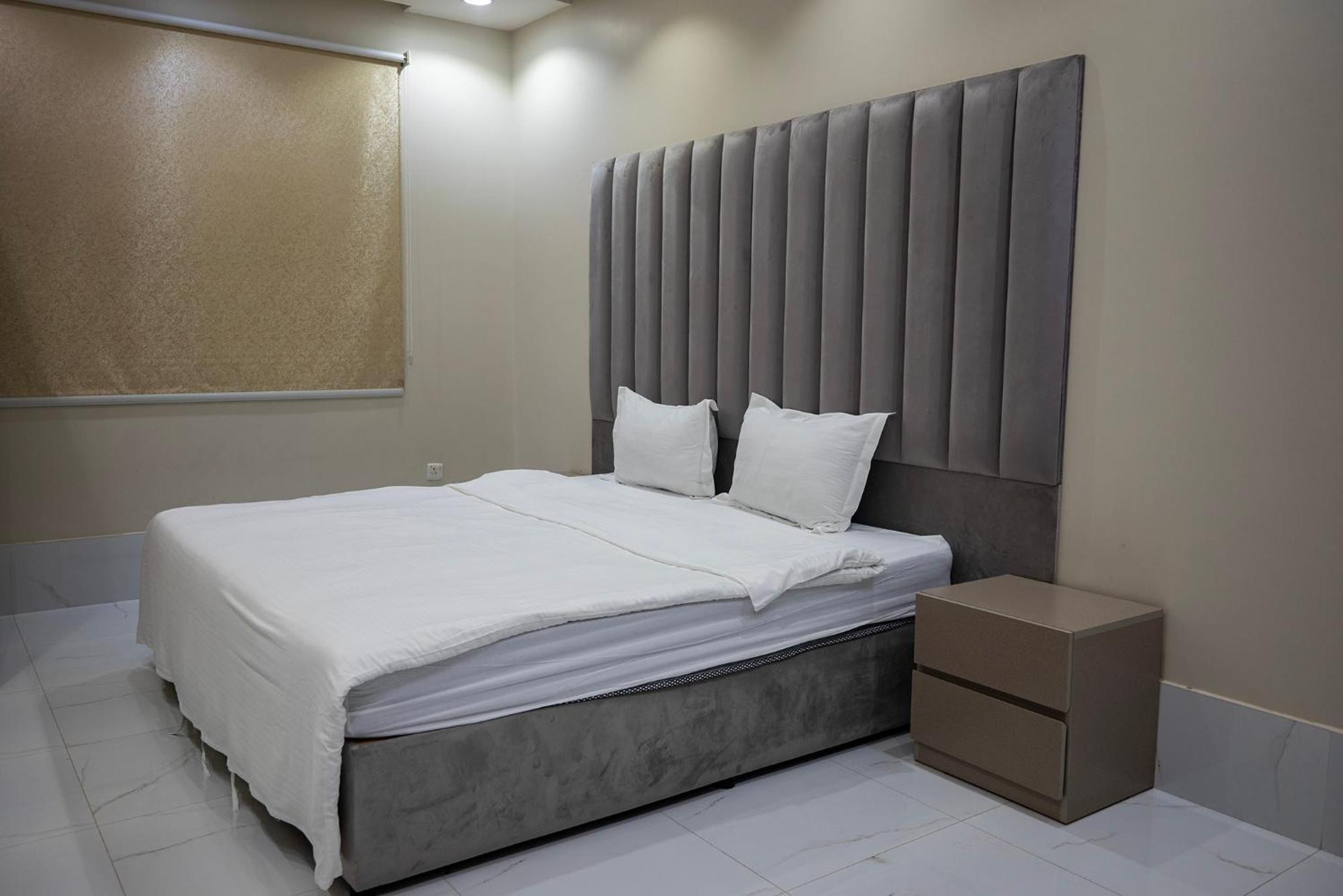 Ahlin 5 3* Riyadh